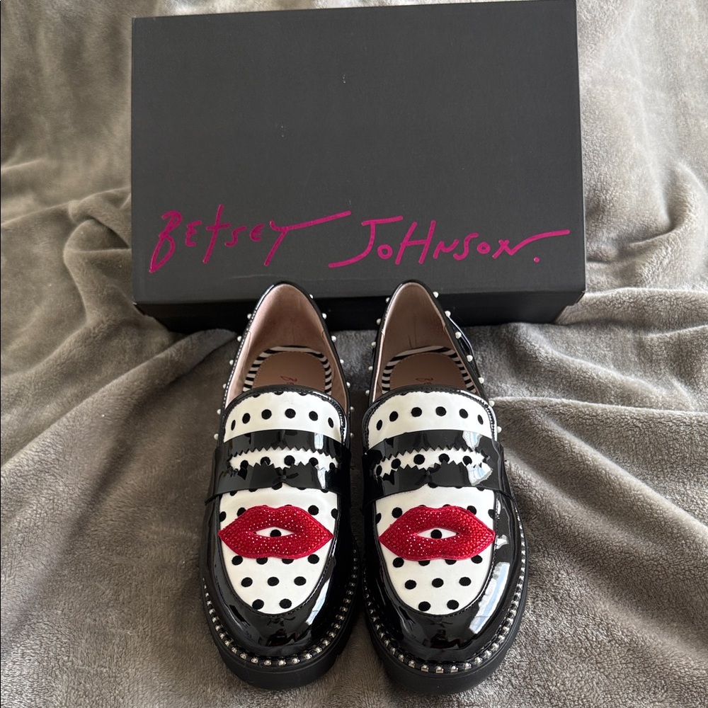 Betsey Johnson Black and White Loafers with Red Lips